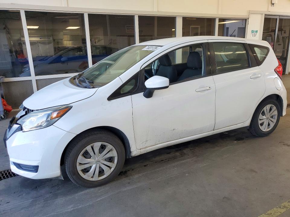 NISSAN VERSA NOTE 2019 с VIN 3N1CE2CP1KL360423 - Снимка от търг