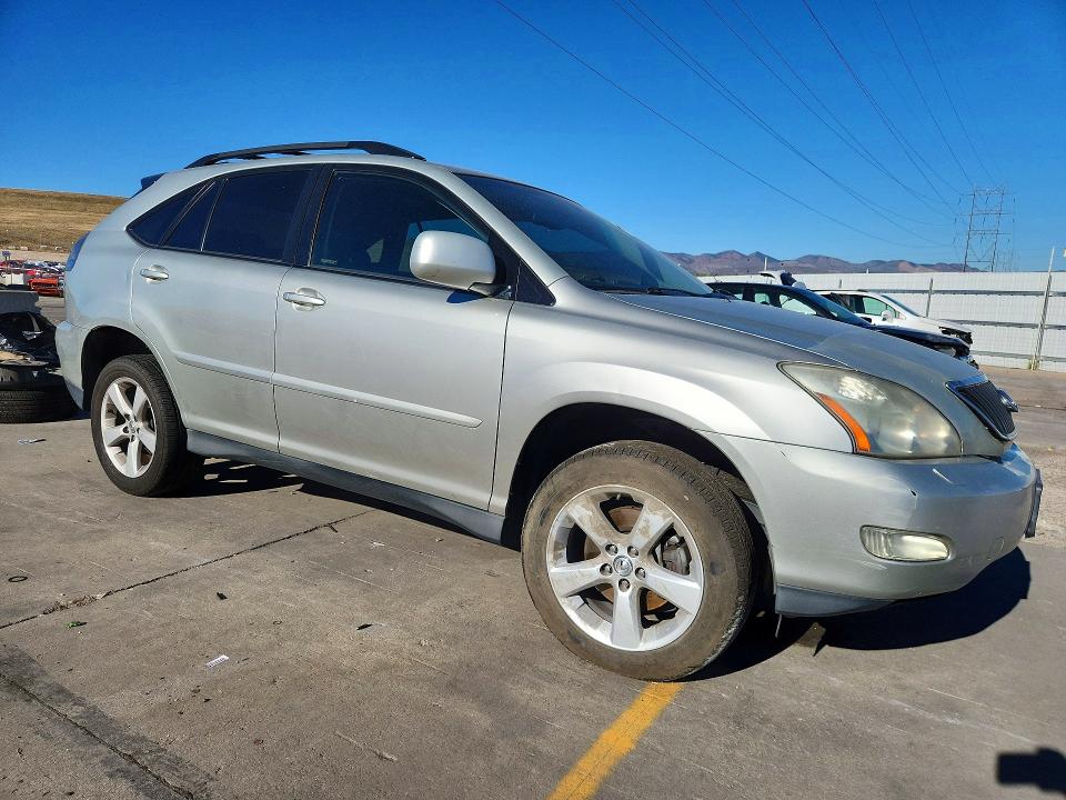 Photo 4 from auction – 2005 LEXUS RX with VIN 2T2HA31U25C084723