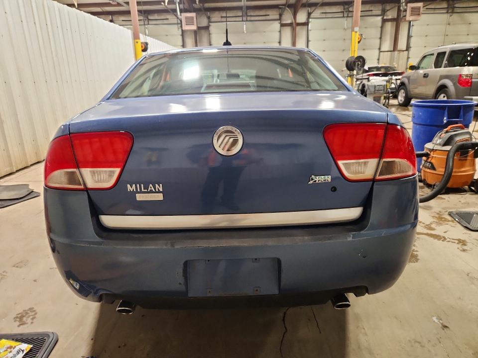 Zdjęcie 6 z aukcji – 2010 MERCURY MILAN z VIN 3MEHM0JG2AR659281