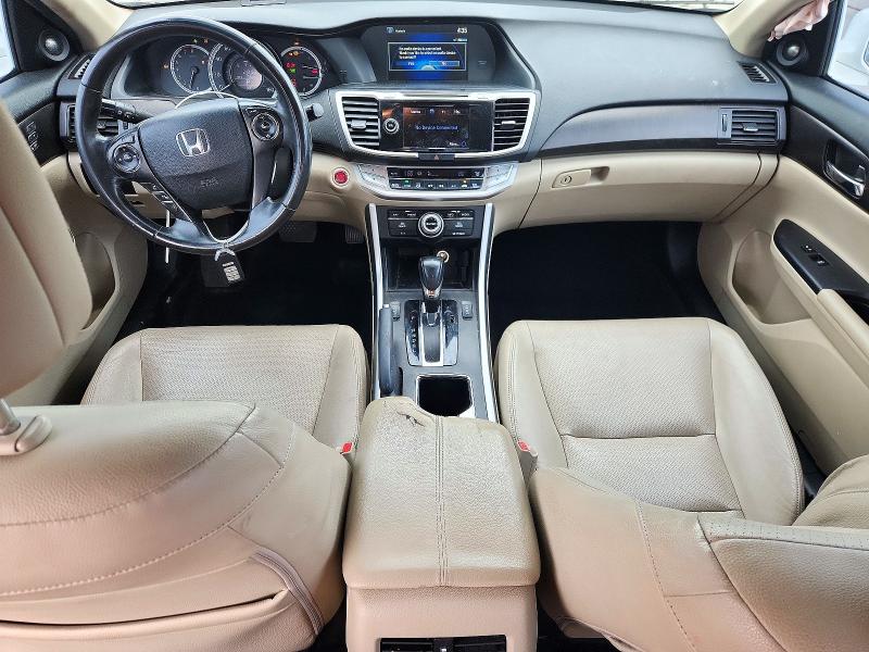 Снимка 8 от търг – 2015 HONDA ACCORD с VIN 1HGCR2F81FA021777