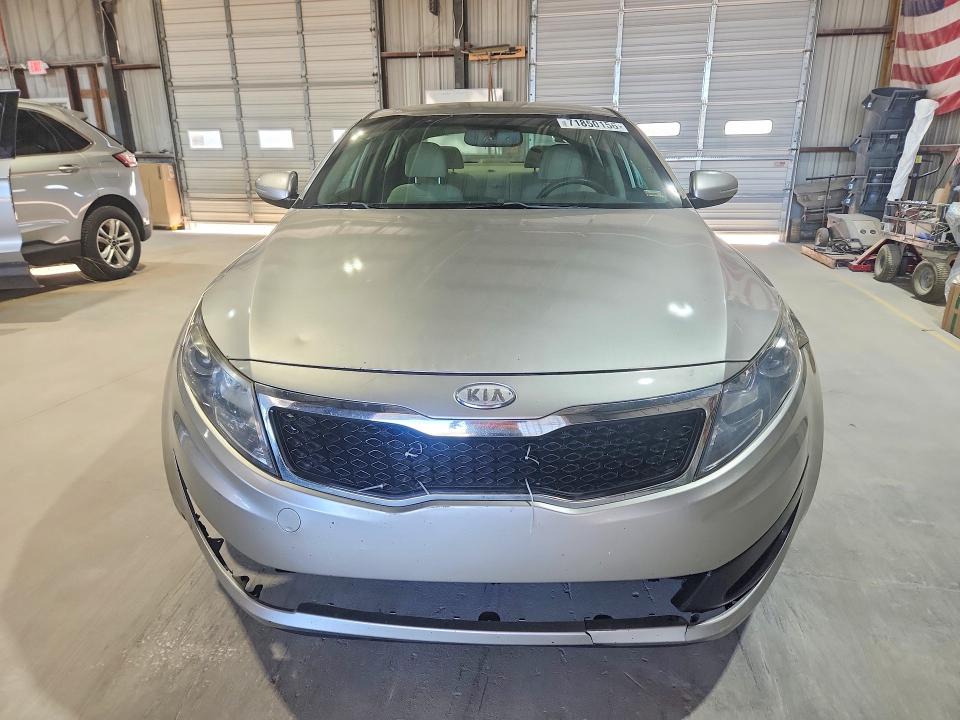 Снимка 5 от търг – 2011 KIA OPTIMA с VIN KNAGM4A72B5123260