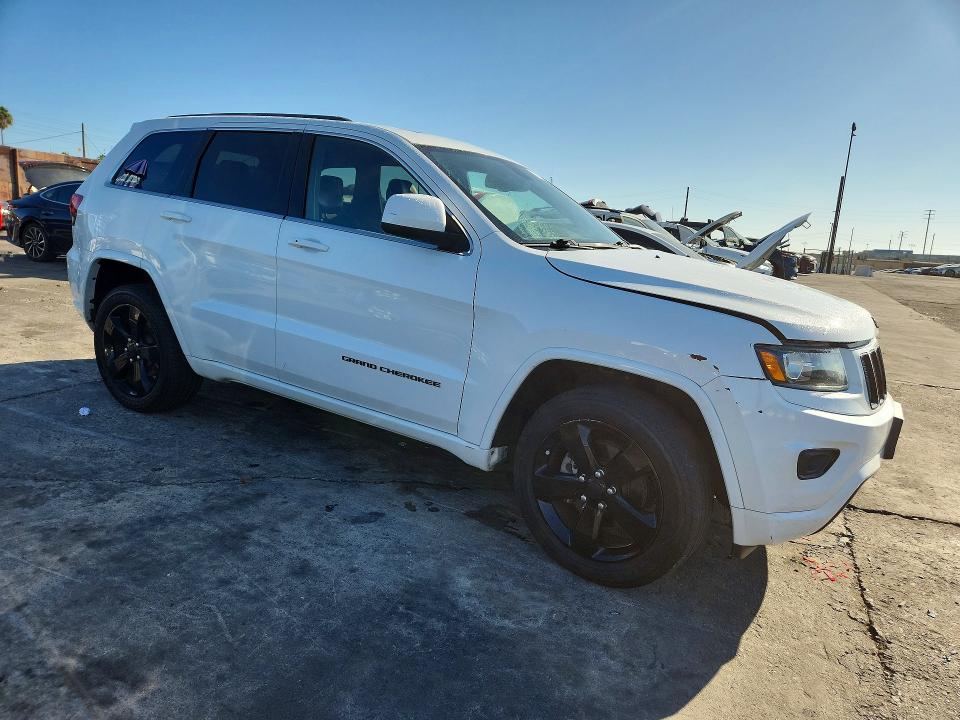 Photo 4 from auction – 2015 JEEP GRAND CHEROKEE with VIN 1C4RJFAG2FC156843