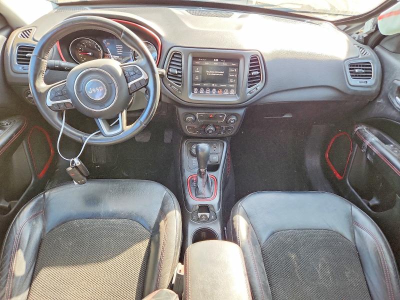 Photo 8 from auction – 2018 JEEP COMPASS with VIN 3C4NJDDB6JT198688