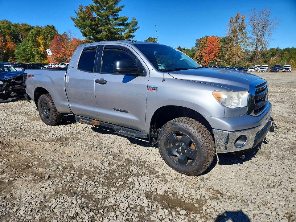 Снимка 4 от търг – 2012 TOYOTA TUNDRA с VIN 5TFUY5F19CX224824