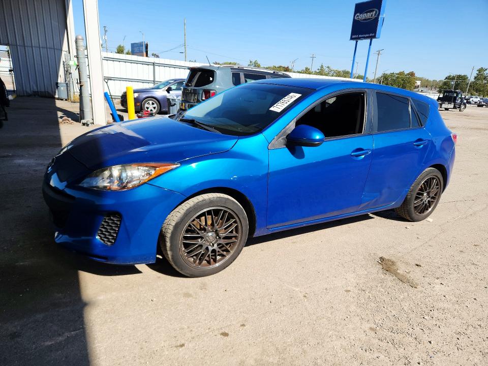 MAZDA 3 2012 with VIN JM1BL1L79C1573413 - Photo from auction