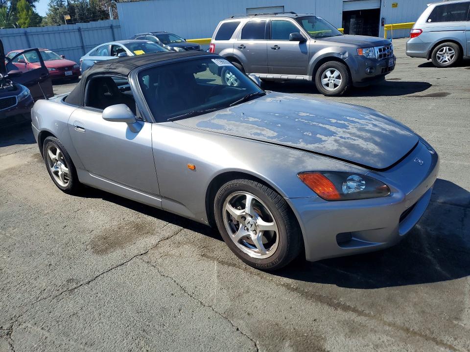 Фото 4 с аукциона – 2001 HONDA S2000 с VIN JHMAP11401T007813