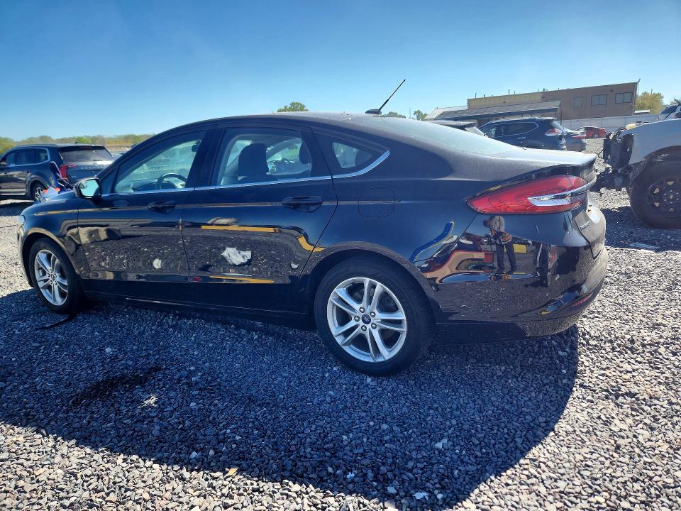 Снимка 2 от търг – 2018 FORD FUSION с VIN 3FA6P0HD6JR154264