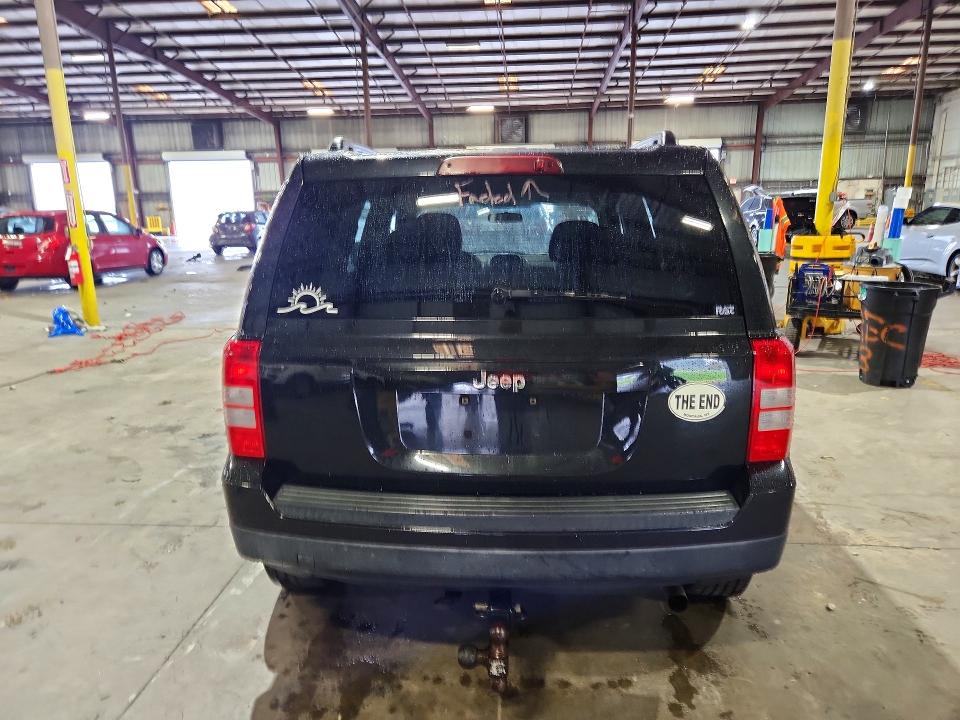 Снимка 6 от търг – 2011 JEEP PATRIOT с VIN 1J4NT1GB1BD226919