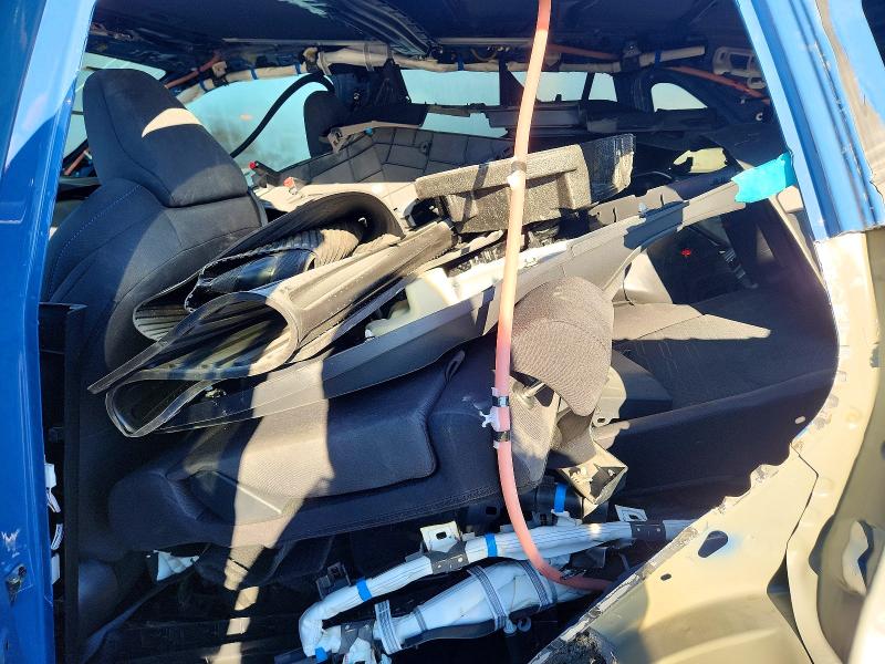 Снимка 10 от търг – 2022 TOYOTA RAV4 с VIN 2T3T6RFV0NW036079