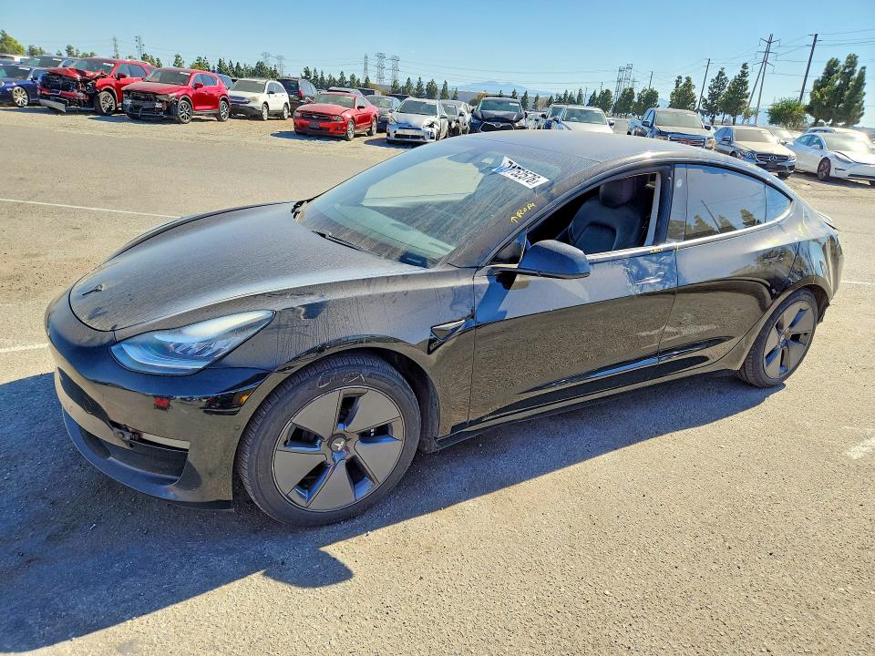 TESLA MODEL 3 2019 z numerem VIN 5YJ3E1EA0KF415717 - Zdjęcie z aukcji