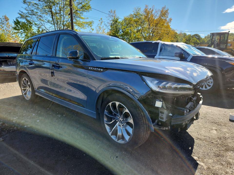 Zdjęcie 4 z aukcji – 2026 LINCOLN AVIATOR z VIN 5LM5J6XC0TGL06223