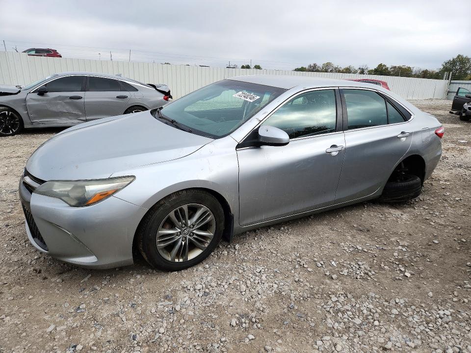 TOYOTA CAMRY 2015 с VIN 4T1BF1FK9FU920924 - Снимка от търг