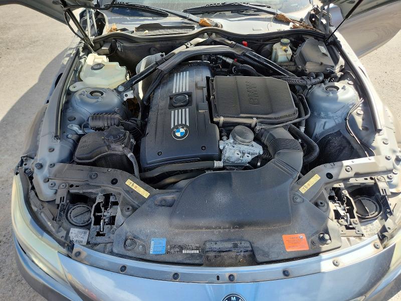 Снимка 11 от търг – 2009 BMW Z4 с VIN WBALM73509E381623