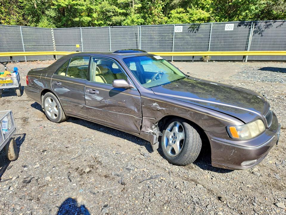 Photo 4 from auction – 2001 INFINITI Q45 with VIN JNKBY31A41M100072