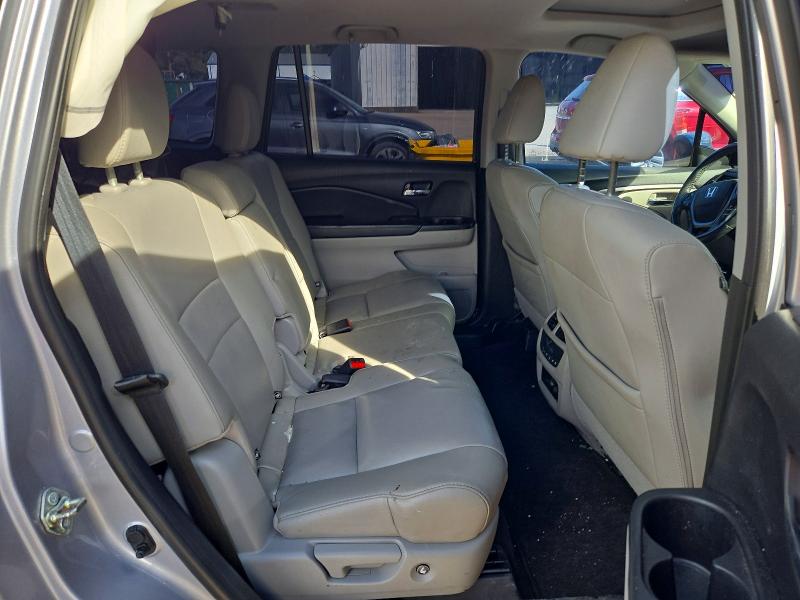 Photo 10 from auction – 2018 HONDA PILOT with VIN 5FNYF5H54JB019801