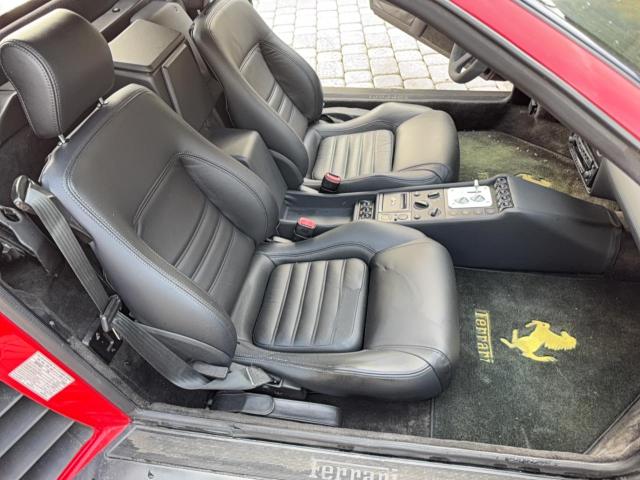Снимка 6 от търг – 1999 FERR F355 с VIN ZFFXR48A8X0114445