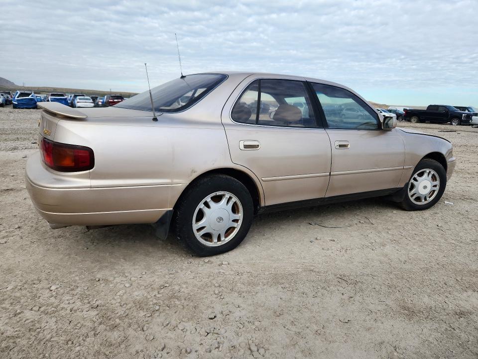 Снимка 3 от търг – 1995 TOYOTA CAMRY с VIN 4T1GK12E9SU101567
