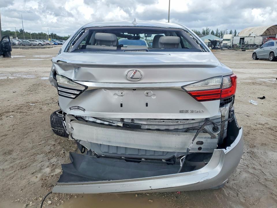 Foto 6 de la subasta – 2016 LEXUS ES con VIN JTHBK1GG7G2213357