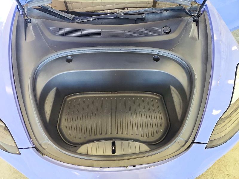 Снимка 11 от търг – 2023 TESLA MODEL 3 с VIN 5YJ3E1EA3PF485106