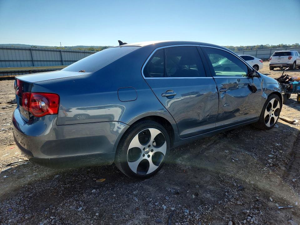 Снимка 3 от търг – 2006 VOLKSWAGEN JETTA с VIN 3VWRT71K06M050634