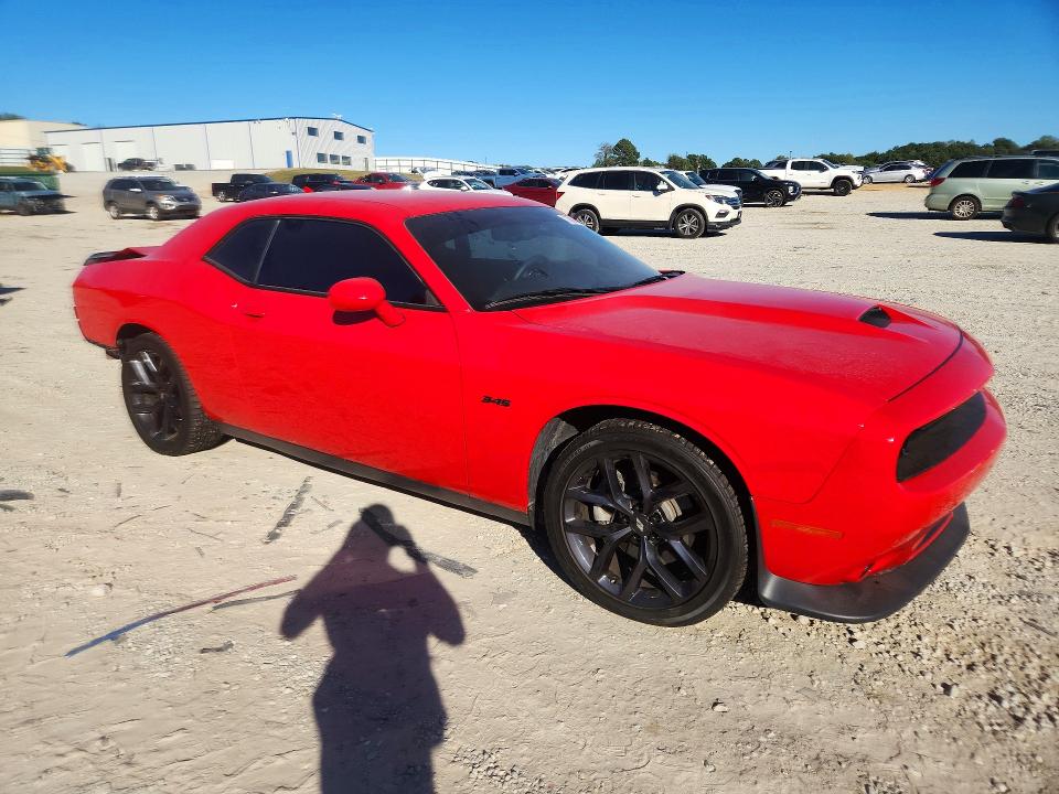 Снимка 4 от търг – 2023 DODGE CHALLENGER с VIN 2C3CDZBT9PH522049