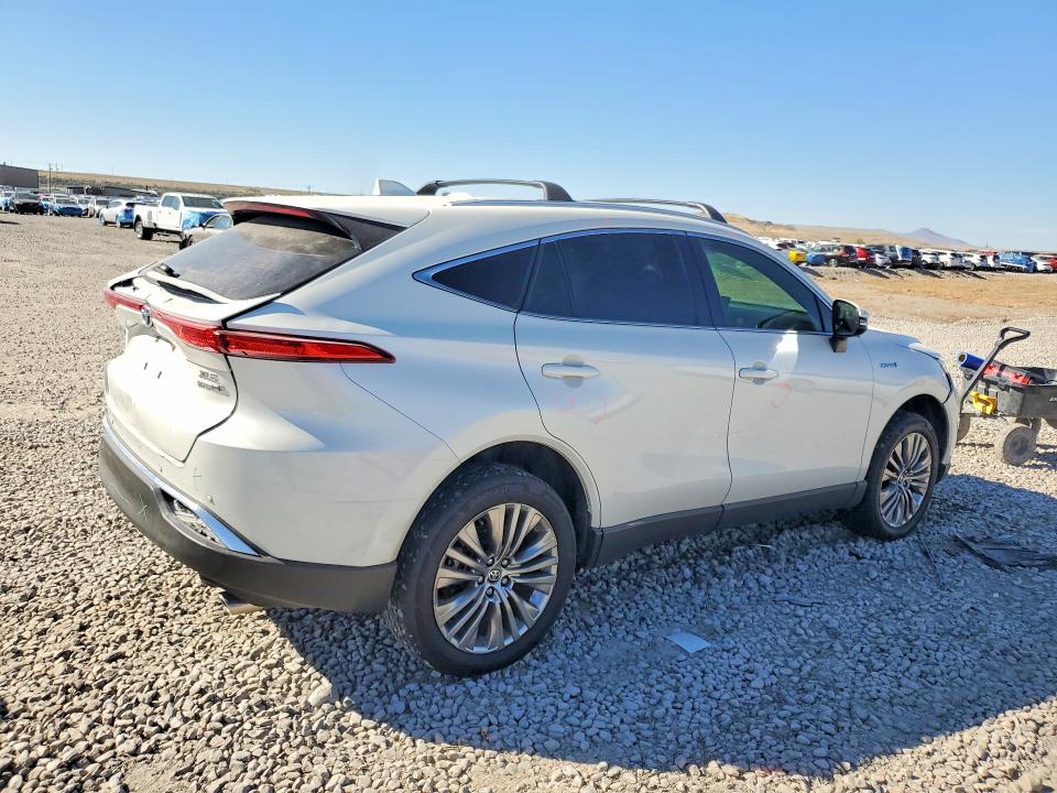 Foto 3 de la subasta – 2021 TOYOTA VENZA con VIN JTEAAAAH5MJ041750