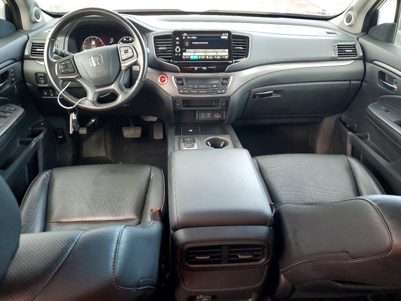 Снимка 8 от търг – 2025 HONDA RIDGELINE с VIN 5FPYK3F54SB037601