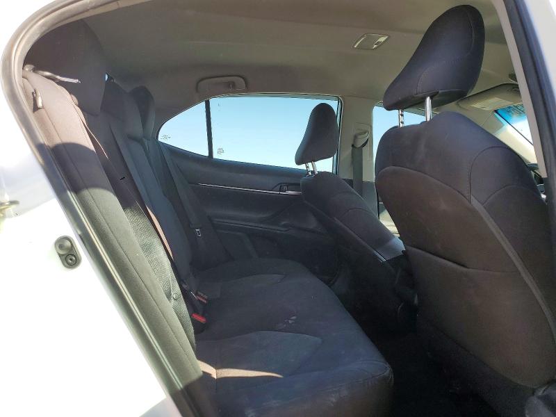 Снимка 10 от търг – 2019 TOYOTA CAMRY с VIN 4T1B11HK6KU806773