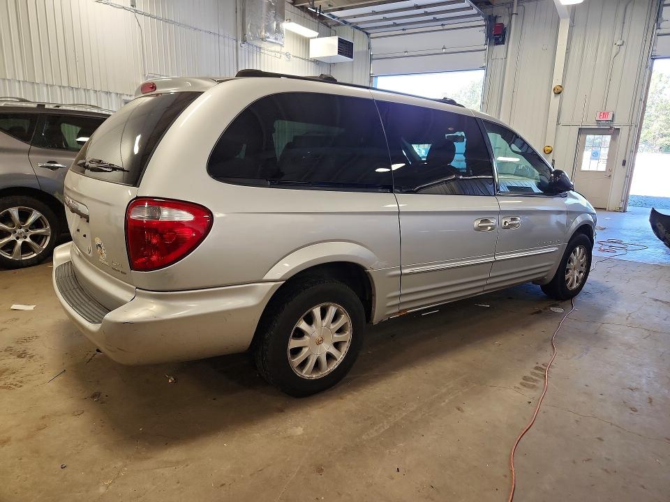Снимка 3 от търг – 2001 CHRYSLER TOWN & COUNTRY с VIN 2C4GT54LX1R383069