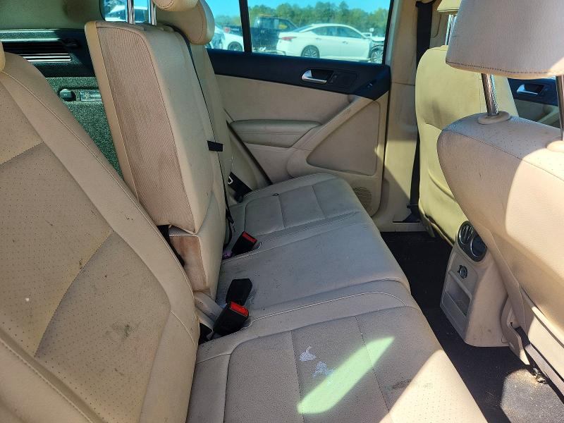 Снимка 11 от търг – 2011 VOLKSWAGEN TIGUAN с VIN WVGAV7AX6BW551748