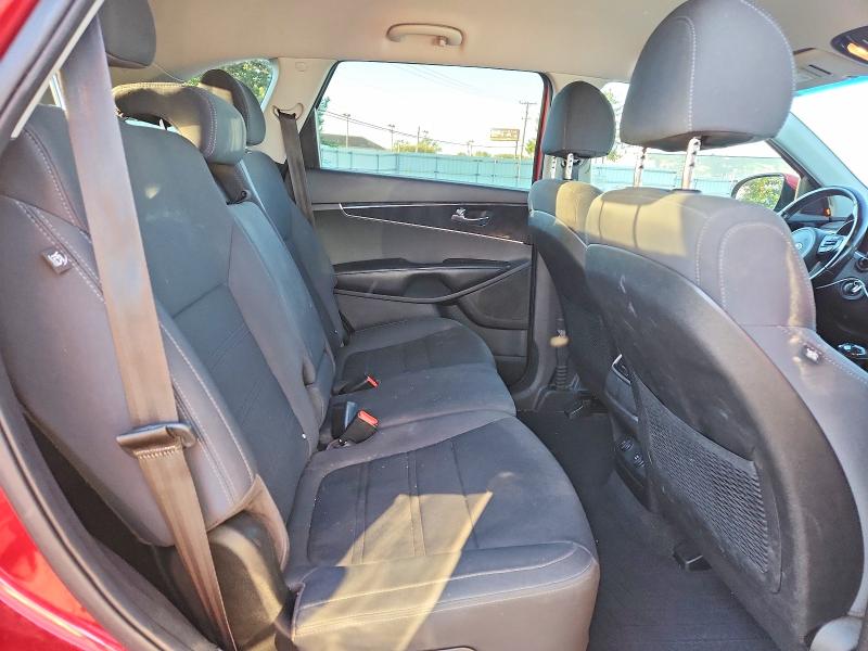 Photo 11 from auction – 2018 KIA SORENTO with VIN 5XYPG4A31JG425135