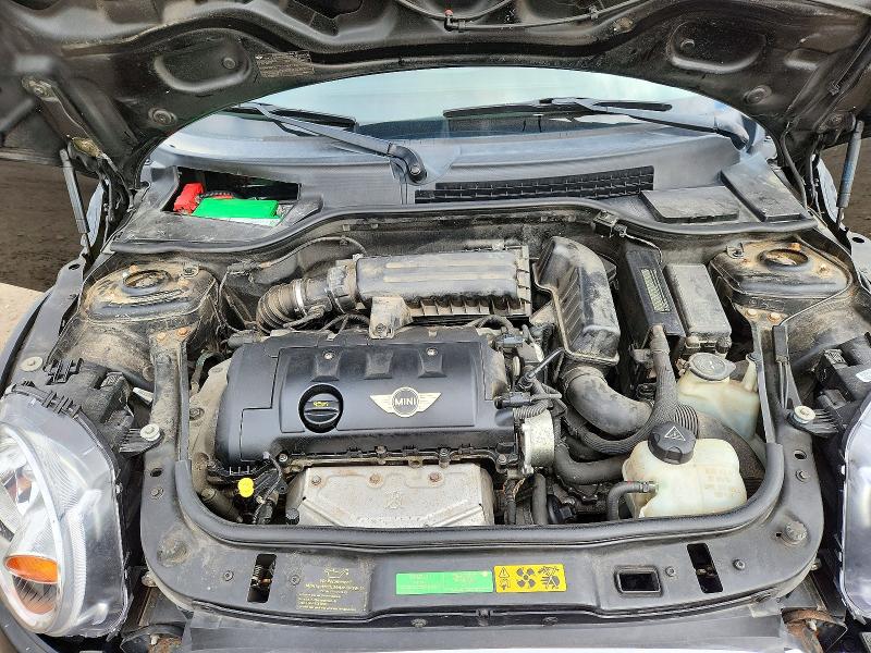 Photo 11 from auction – 2010 MINI COOPER with VIN WMWMR3C58ATU97408