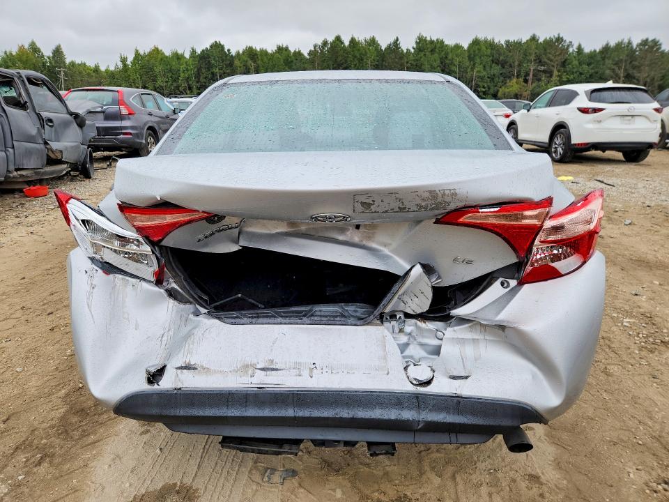 Снимка 6 от търг – 2018 TOYOTA COROLLA с VIN 2T1BURHE5JC059652