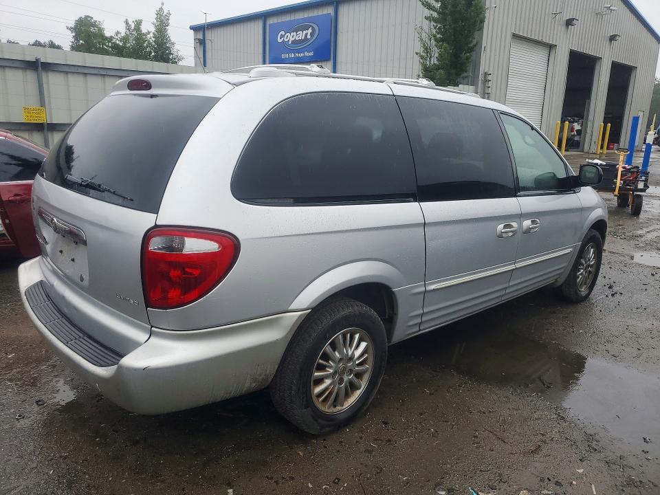 Photo 3 from auction – 2003 CHRYSLER TOWN & COUNTRY with VIN 2C8GP64L53R163530