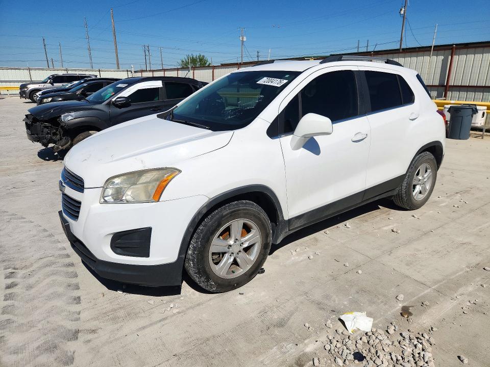 CHEVROLET TRAX 2015 with VIN 3GNCJLSB0FL248360 - Photo from auction