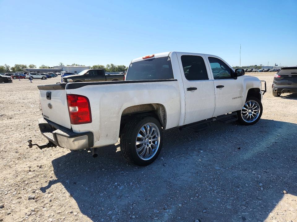 Photo 3 from auction – 2007 CHEVROLET SILVERADO with VIN 2GCEC13C771544647