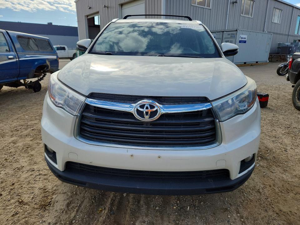 Photo 5 from auction – 2016 TOYOTA HIGHLANDER with VIN 5TDDKRFH1GS242302