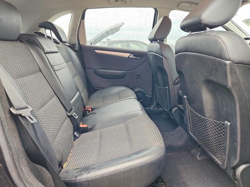 Снимка 10 от търг – 2011 MERCEDES-BENZ B200 с VIN WDDFH3EB2BJ656430