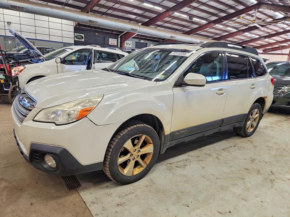 SUBARU OUTBACK 2013 с VIN 4S4BRBKC2D3308109 - Фото с аукциона