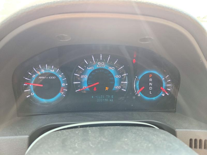 Photo 9 from auction – 2012 FORD FUSION with VIN 3FAHP0HA8CR224302