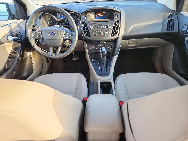 Foto 8 de la subasta – 2016 FORD FOCUS con VIN 1FADP3FE9GL359587