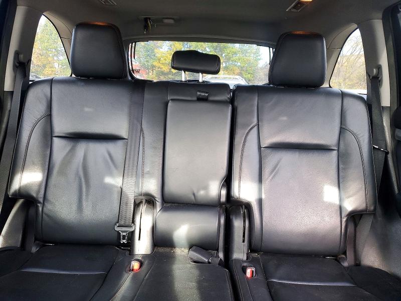 Снимка 10 от търг – 2018 TOYOTA HIGHLANDER HYBRID с VIN 5TDJGRFH4JS046284