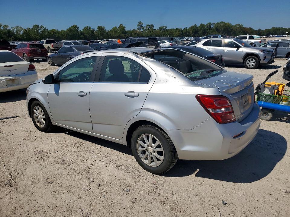 Снимка 2 от търг – 2020 CHEVROLET SONIC с VIN 1G1JD5SB2L4141484