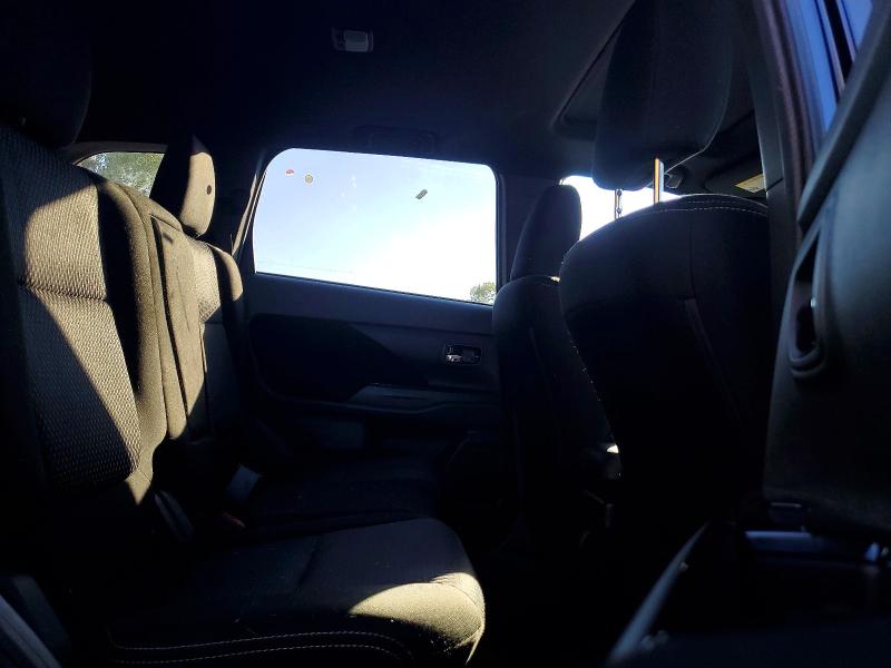 Photo 11 from auction – 2018 MITSUBISHI OUTLANDER with VIN JA4AZ3A35JZ018294