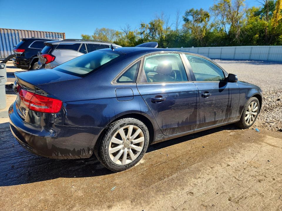 Снимка 3 от търг – 2014 AUDI A4 с VIN WAUBFAFL5EN039835