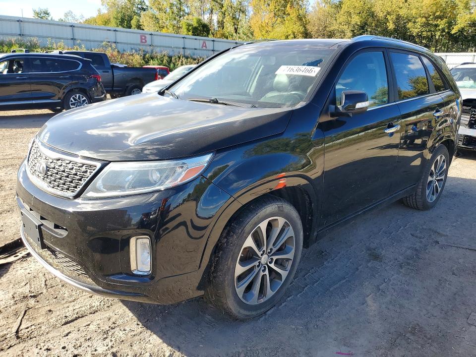 KIA SORENTO 2014 with VIN 5XYKW4A78EG485192 - Photo from auction