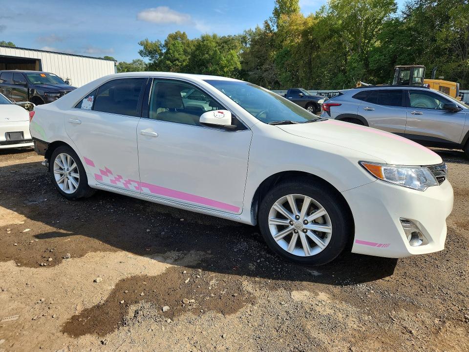 Снимка 4 от търг – 2012 TOYOTA CAMRY HYBRID с VIN 4T1BD1FK1CU012789