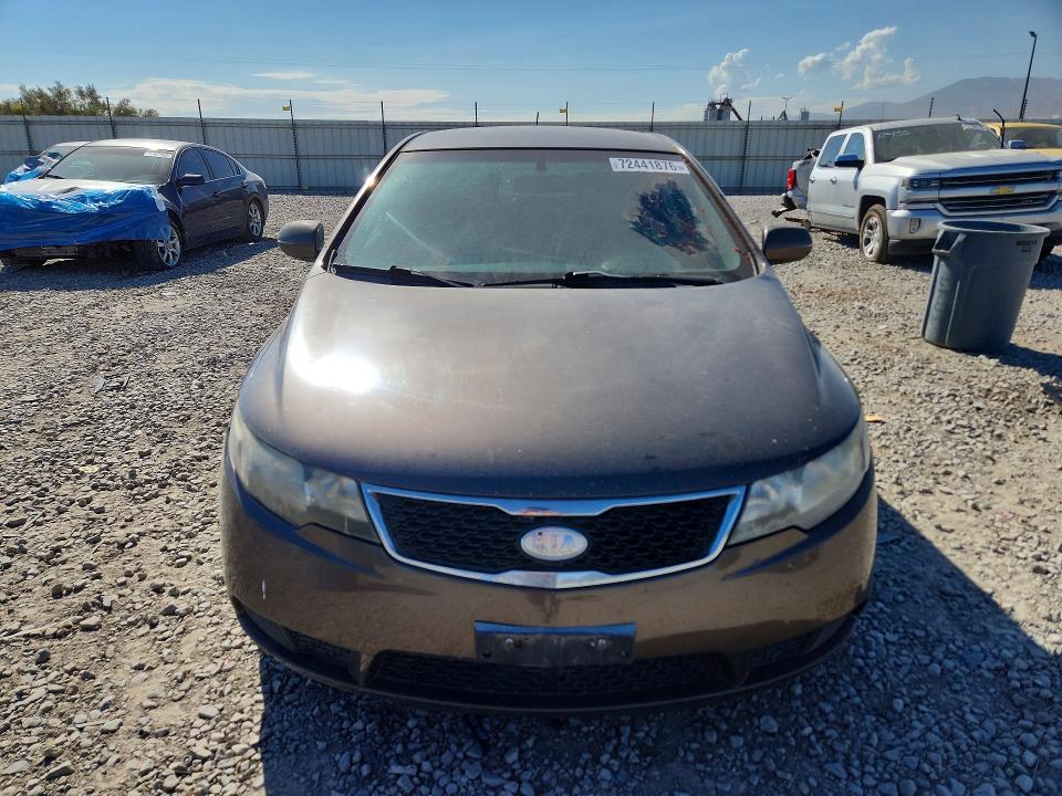 Photo 5 from auction – 2013 KIA FORTE with VIN KNAFU4A29D5739072