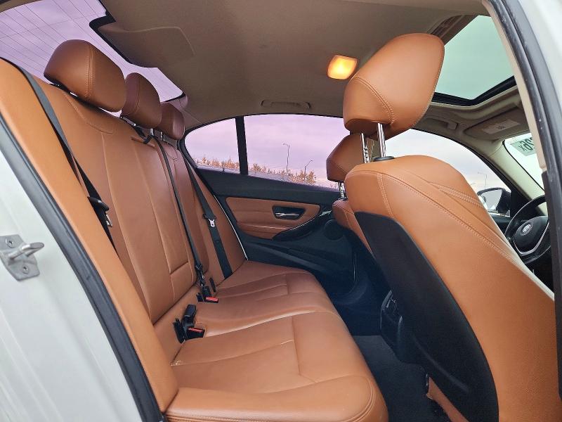 Снимка 10 от търг – 2015 BMW 320 с VIN WBA3C3G51FNT51726