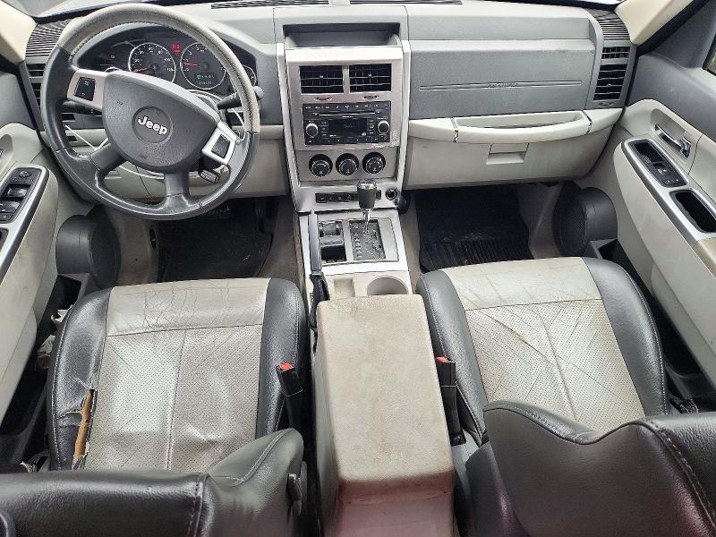 Снимка 8 от търг – 2008 JEEP LIBERTY с VIN 1J8GN58KX8W225921